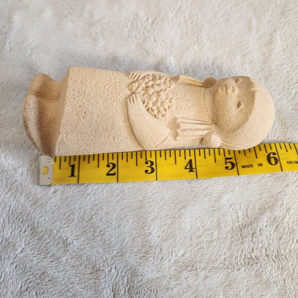 Sand Art Girl with Bouquet of Flowers Sculpture Belgium Figure Registered 6 in. - Picture 9 of 10